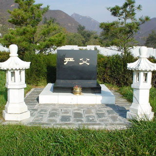 新式传统墓